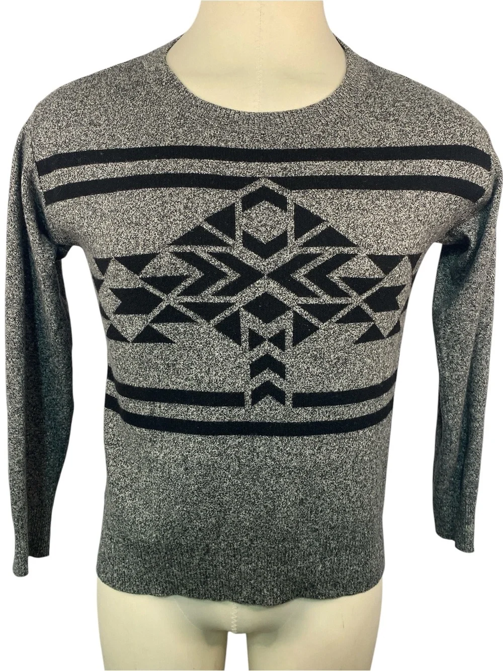 GAP Gray and Black Geometric Crewneck Sweater Men’s Small